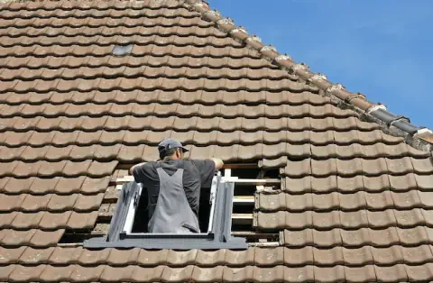 Pose de velux - Frahier-et-Chatebier